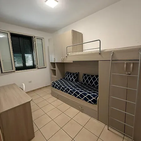 Iron House 托雷苏达