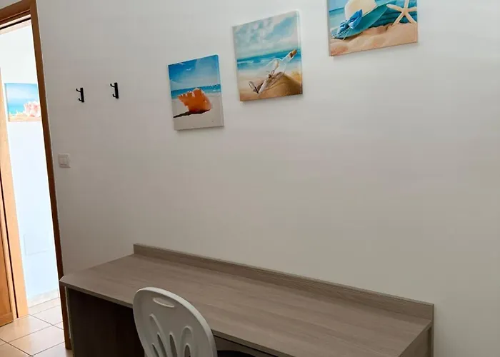 Iron House * 托雷苏达